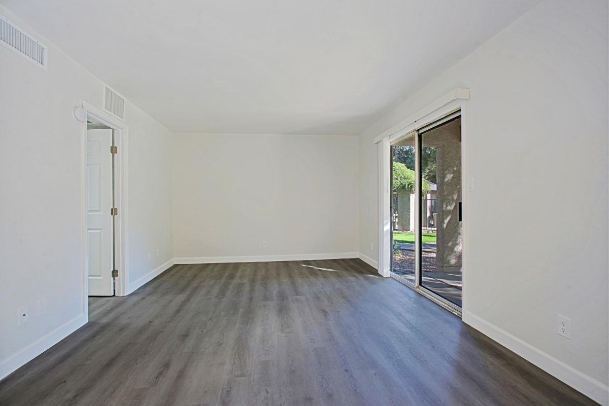 17602 N Cave Creek Rd - Photo 4 of 41