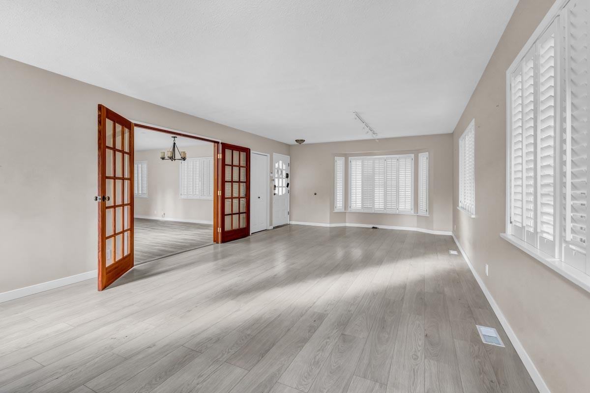 314 Moyne Drive - Photo 4 of 21