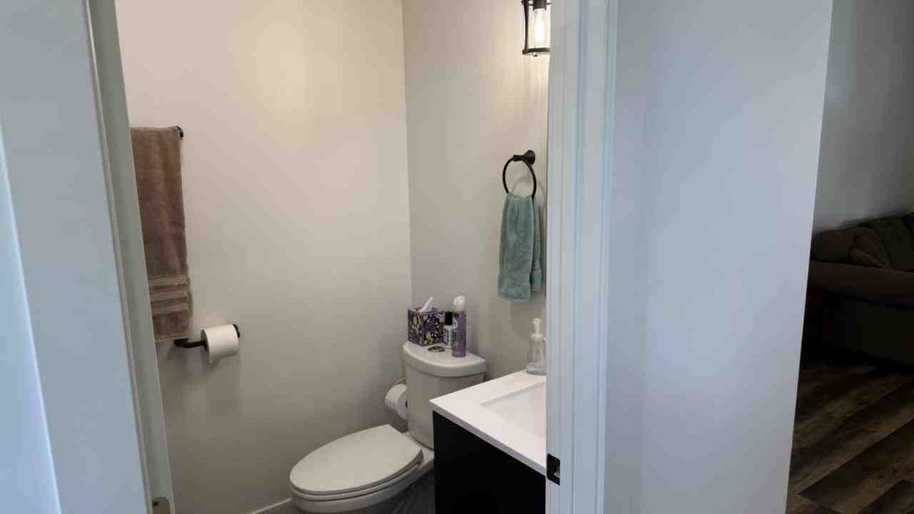 411 N 8th St #411 - Photo 3 of 26