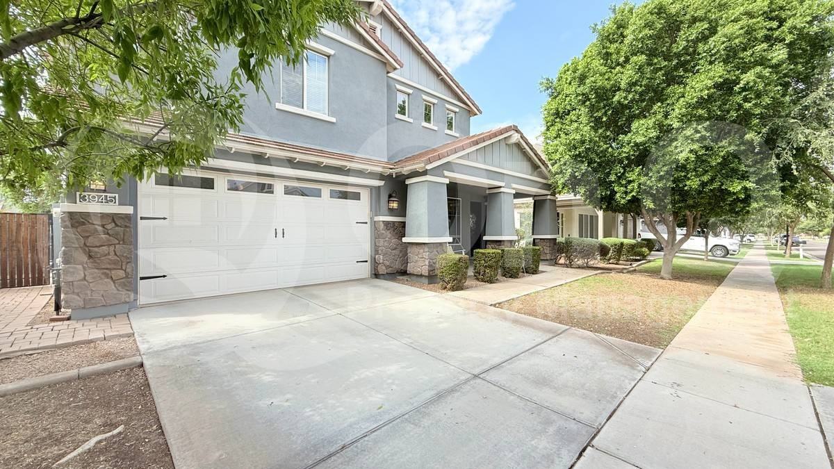 3945 E Mesquite St - Photo 2 of 10