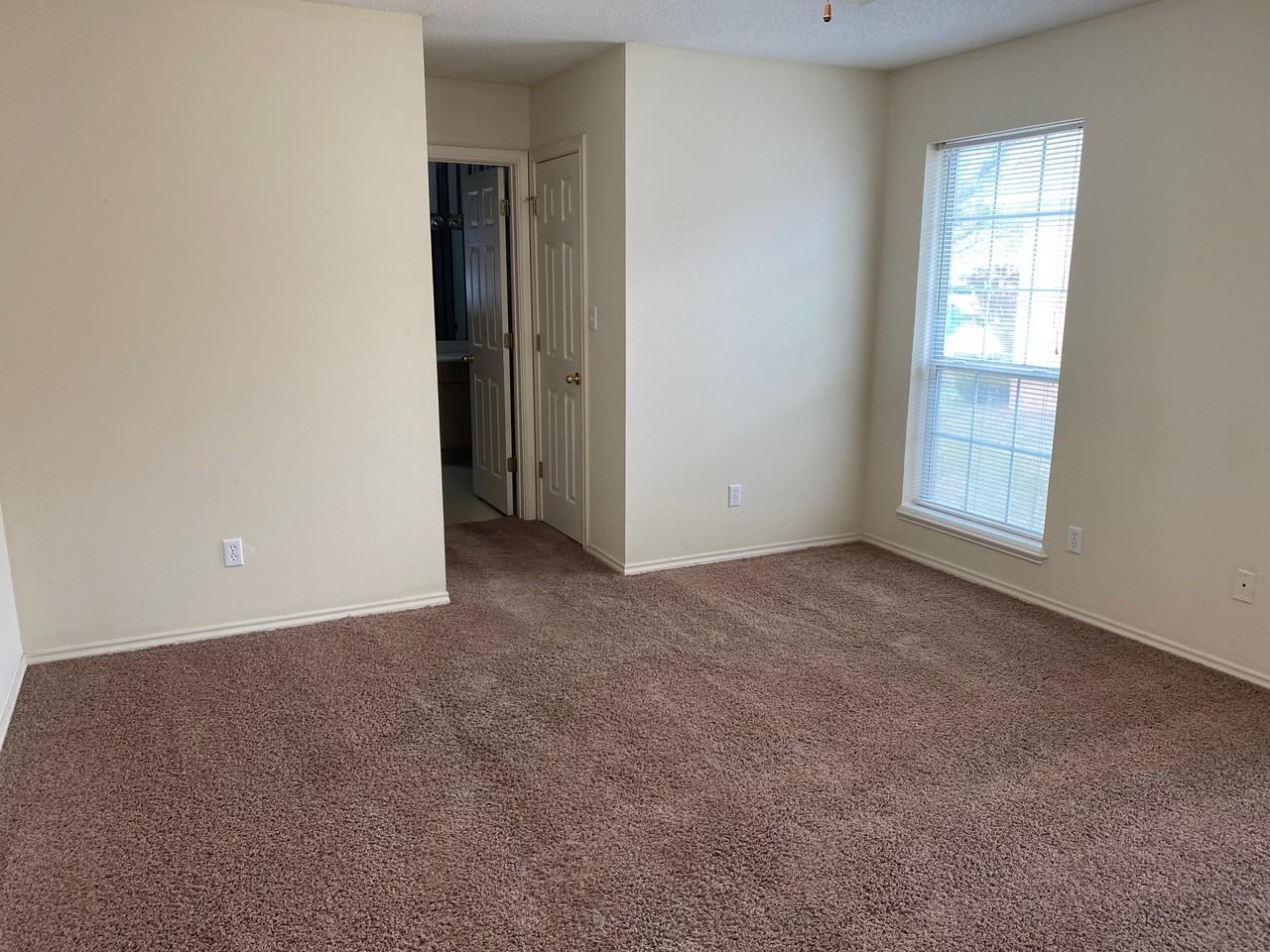 6206 Summerhill Pl - Photo 7 of 24