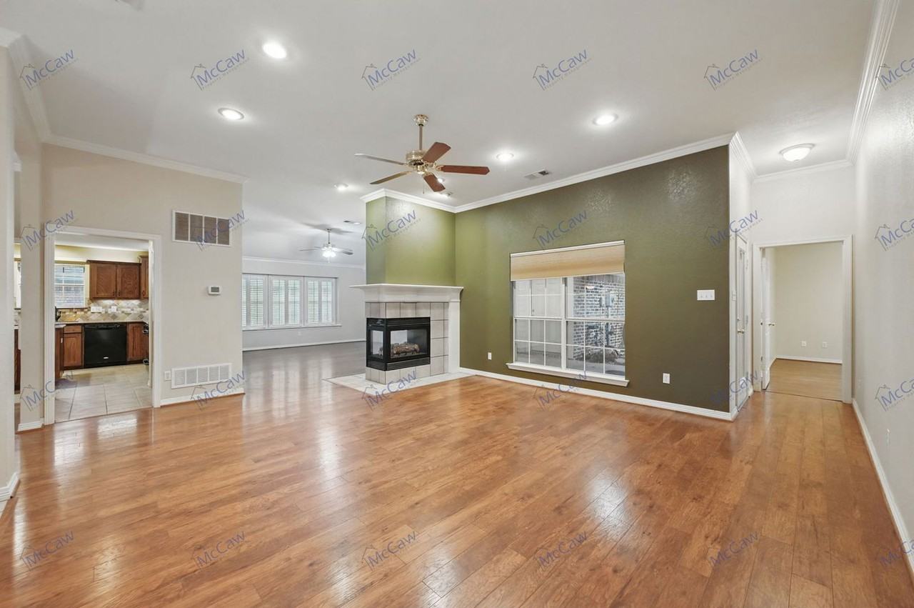 211 Sendero Dr - Photo 5 of 25