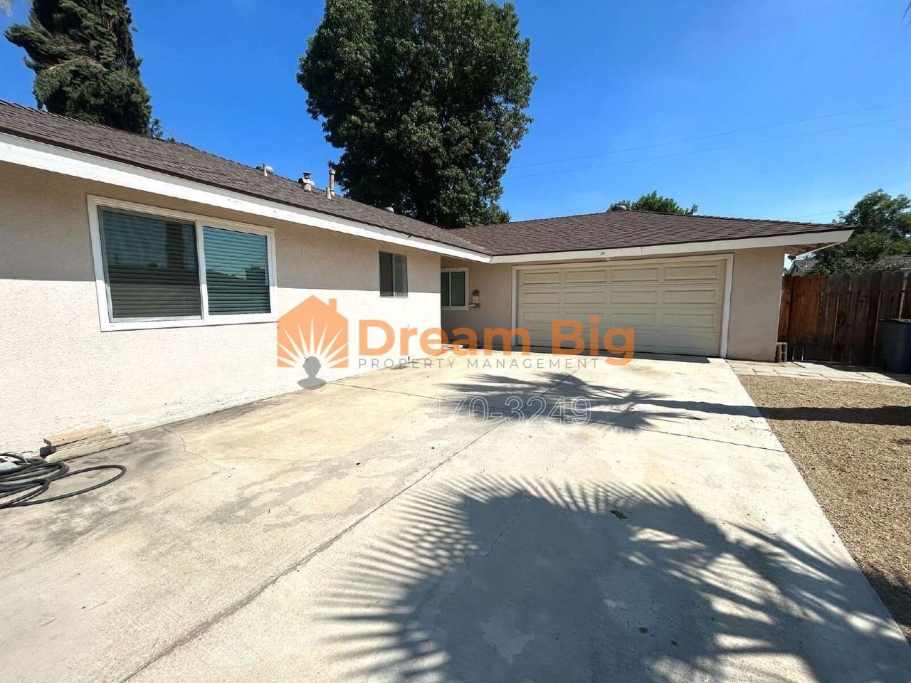 3152 Newell Dr - Photo 2 of 15