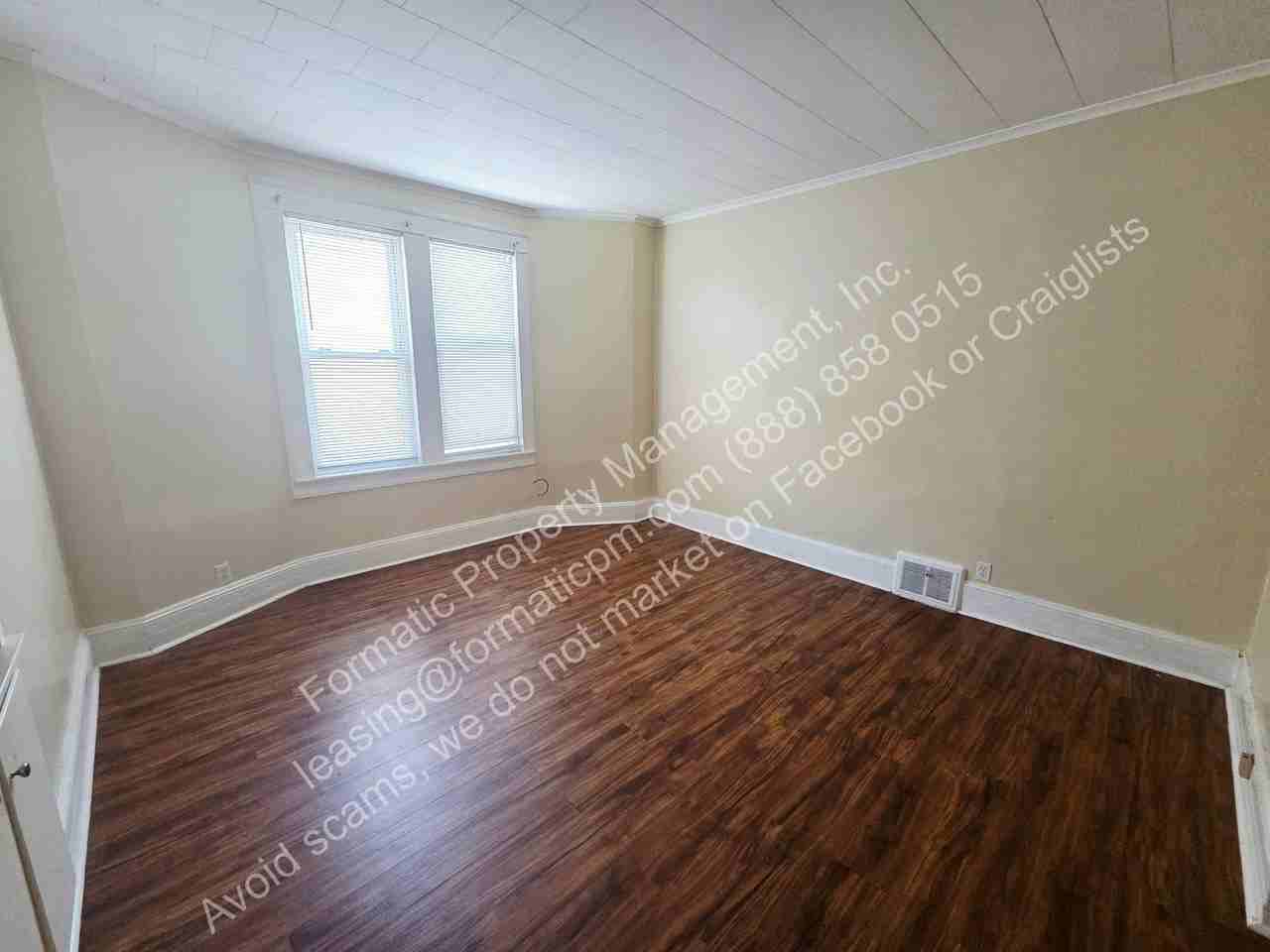 166 W River St #2 - Photo 4 of 16
