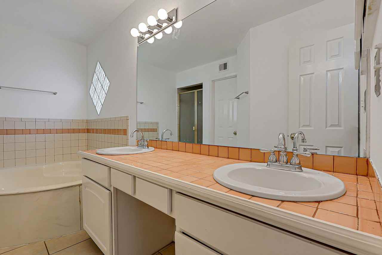 4301 Jon Cunningham Blvd - Photo 2 of 50