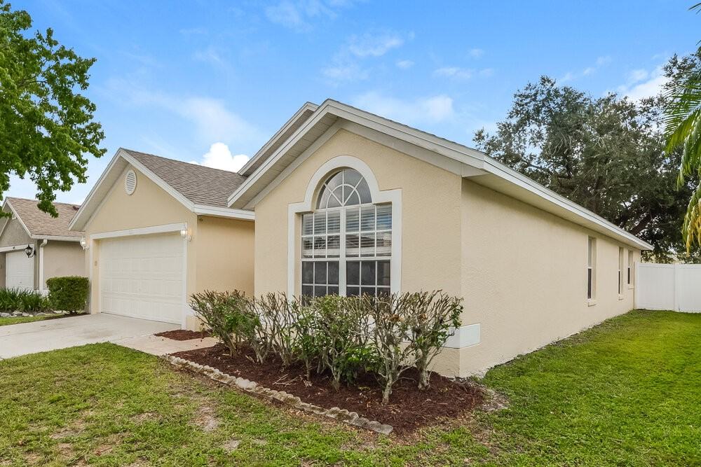 10710 Wildlife Pl - Photo 3 of 16