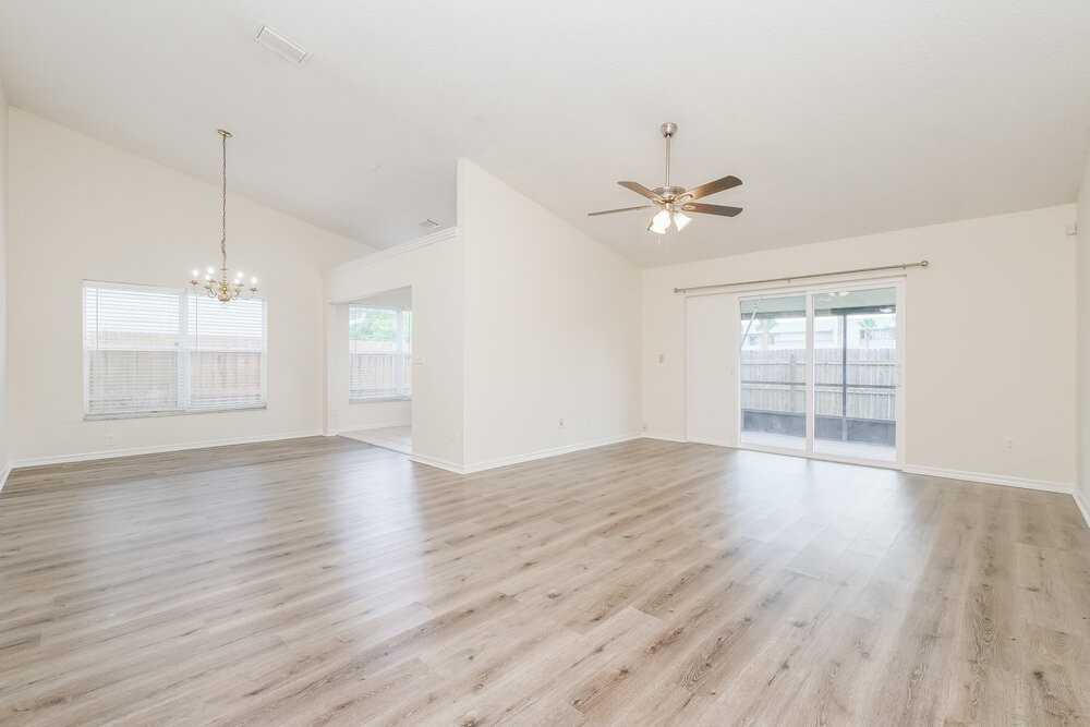 10147 Cedar Dune Dr - Photo 3 of 16
