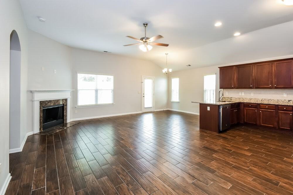 165 Renford Rd - Photo 5 of 16