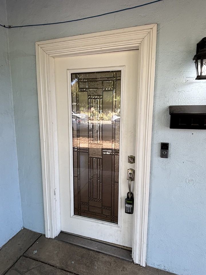 2774 Broadmoor Ave - Photo 3 of 16