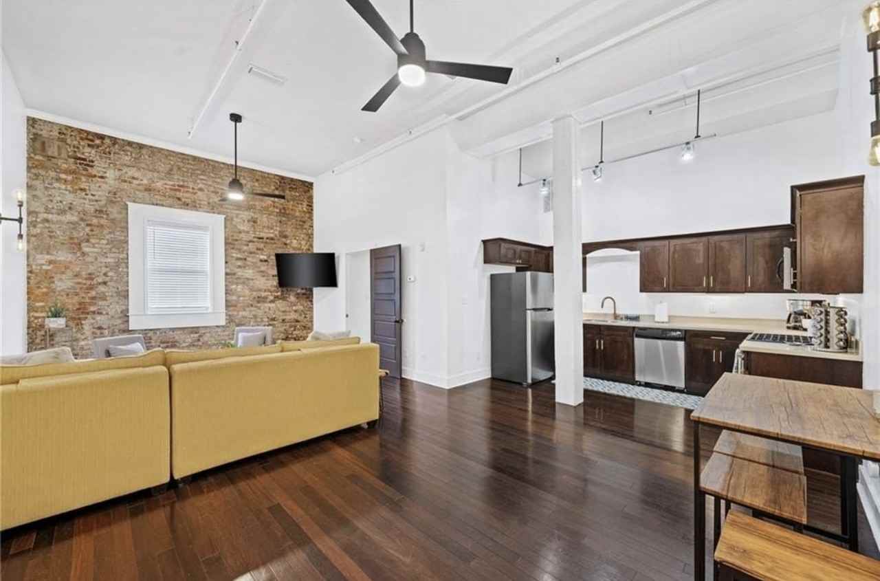 204 Conti St #1A - Photo 6 of 14