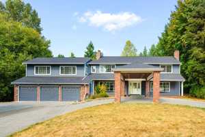 featured image of 18122 Ne 127th St