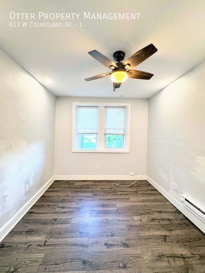 613 W Courtland St #1 - Photo 5 of 32