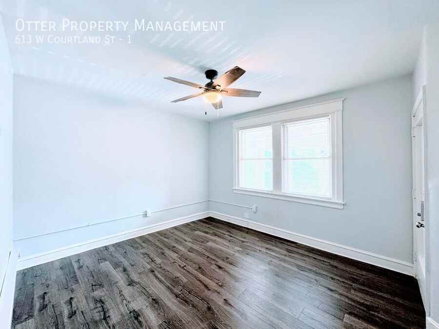 613 W Courtland St #1 - Photo 6 of 32