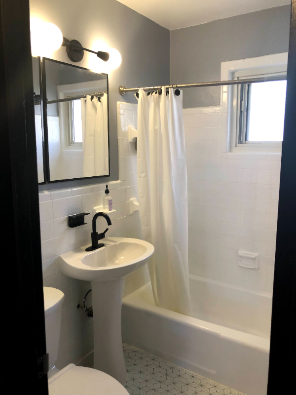 2444 S Culpeper St - Photo 3 of 7