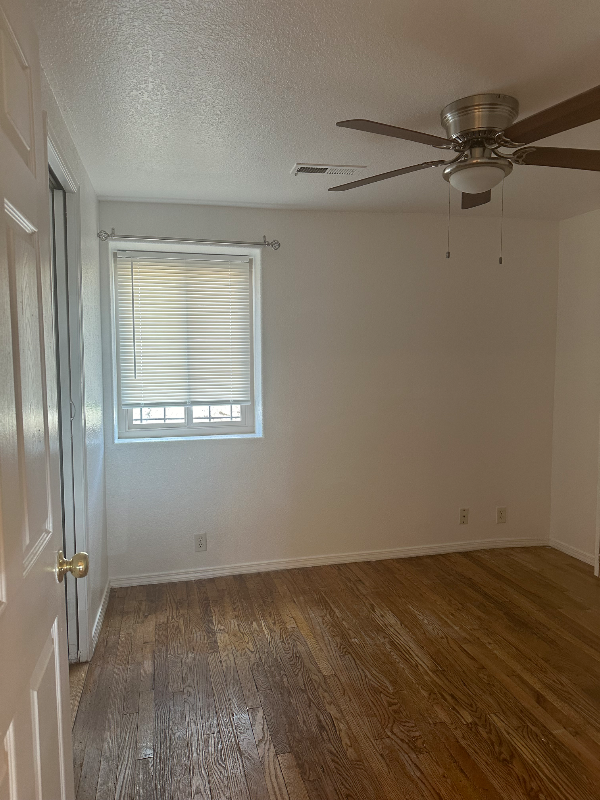 212 S Leroux St #3 - Photo 3 of 11