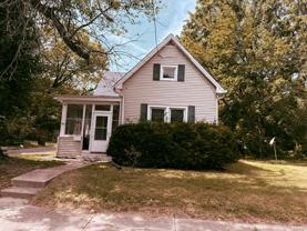 1315 N Bourland Ave - Photo 1 of 1