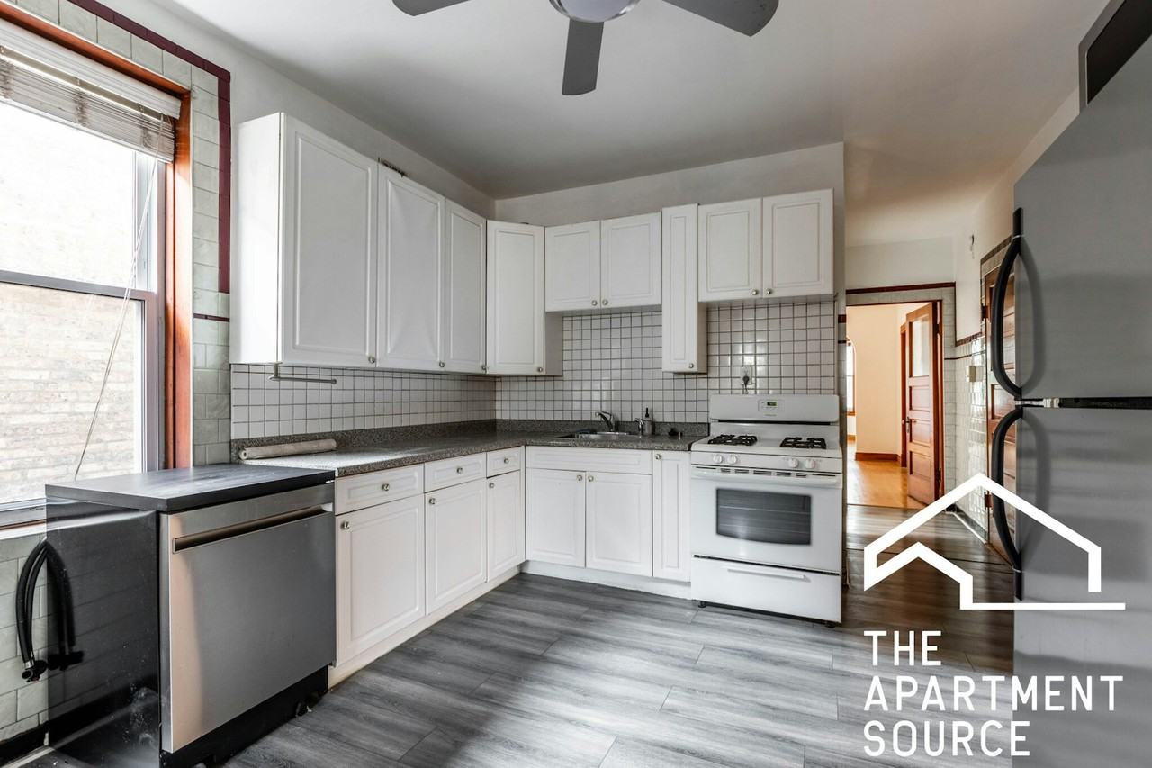 2042 West Armitage Avenue, Unit 1 - Photo 2 of 21