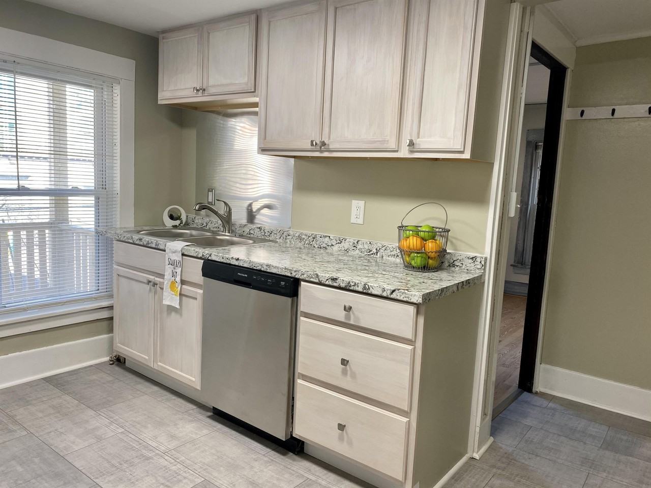 East Spencer Street - Photo 6 of 20