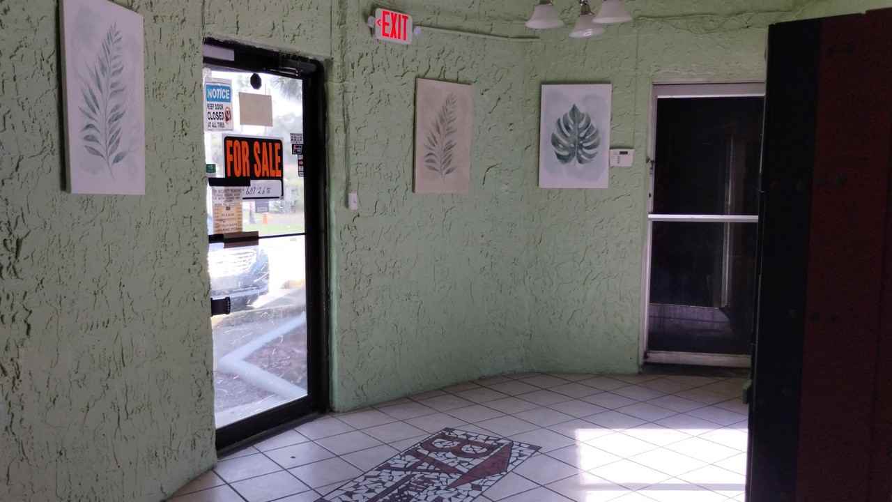 1884 Dean Road - Photo 6 of 16