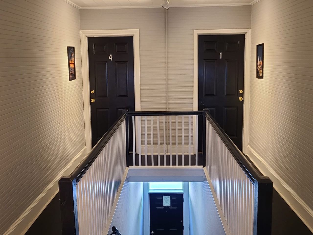 Beaumont Manor - Photo 2 of 10