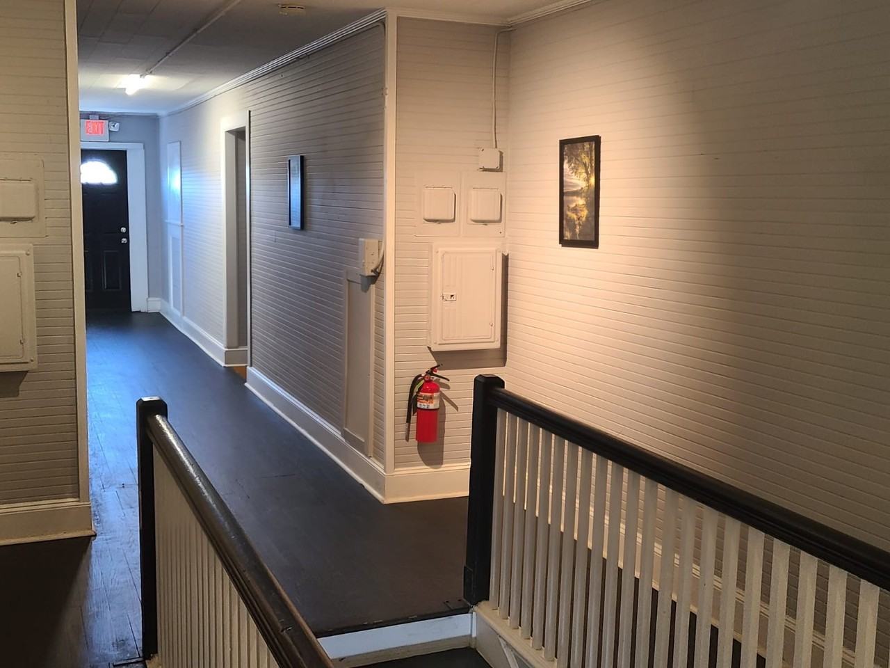 Beaumont Manor - Photo 3 of 10