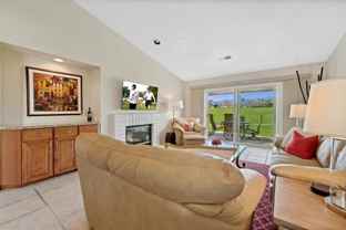 259 Vista Royale Cir W - Photo 1 of 1