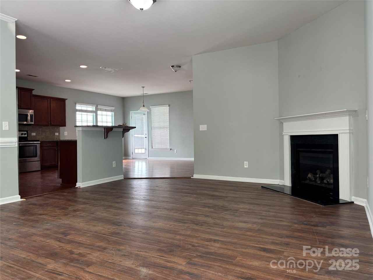 10519 Royal Winchester Dr - Photo 7 of 34