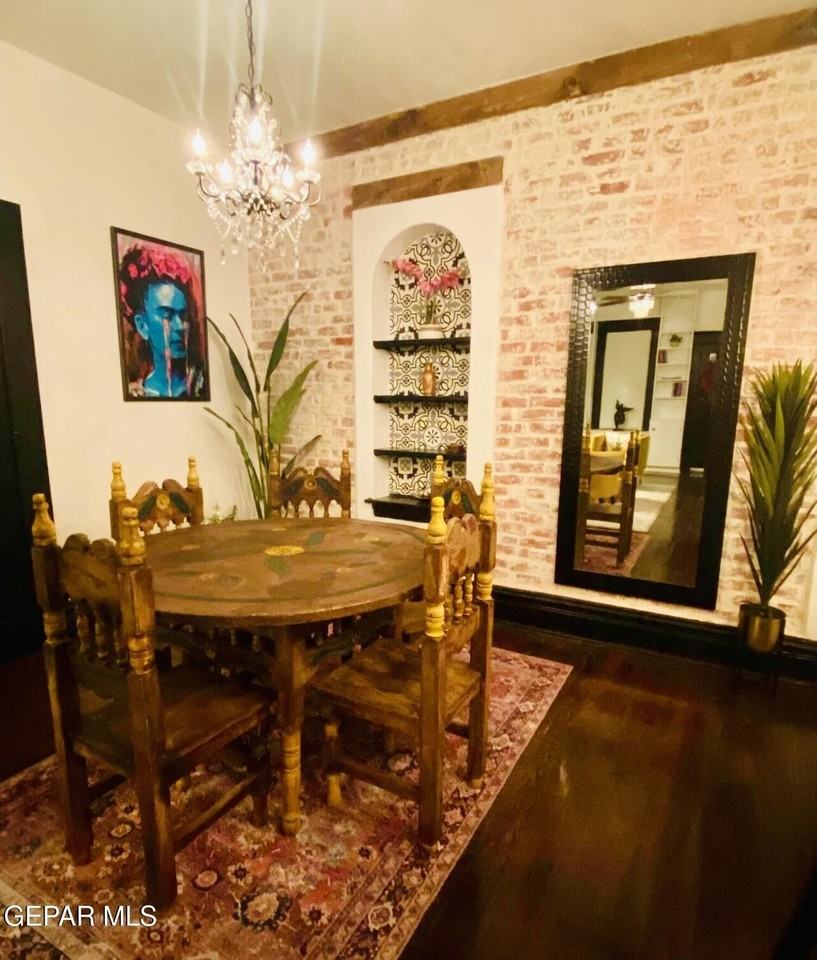 2624 Aurora Ave - Photo 4 of 19