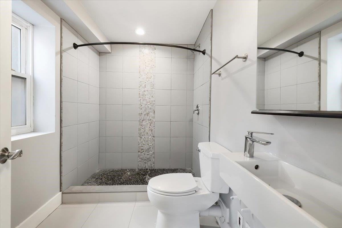 7435 Boulevard E #28 - Photo 5 of 15