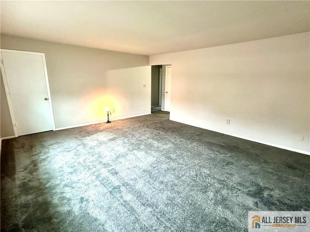 909 Hermann Rd - Photo 6 of 11