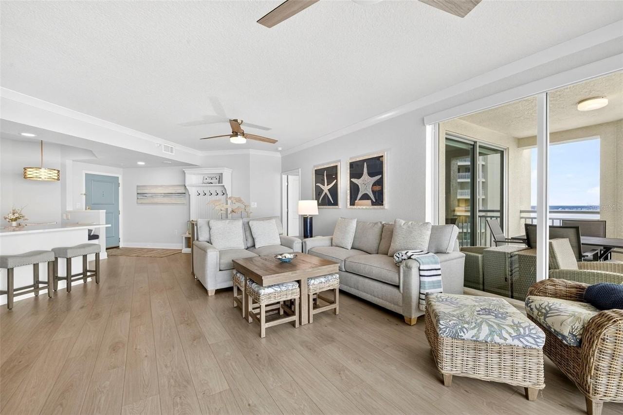 1170 Gulf Boulevard #1403 - Photo 6 of 35