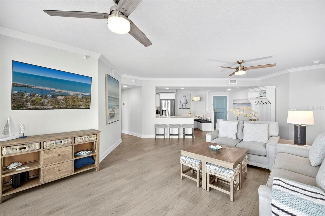 1170 Gulf Boulevard #1403 - Photo 7 of 35