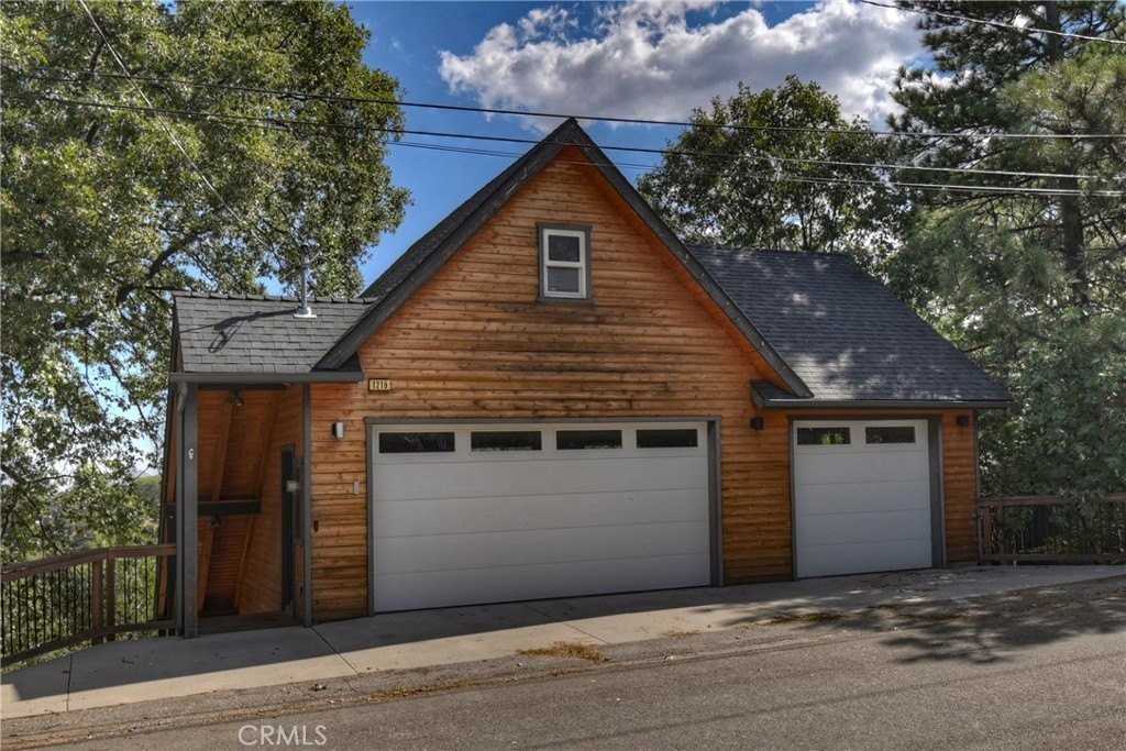 1219 Klondike Drive - Photo 2 of 37