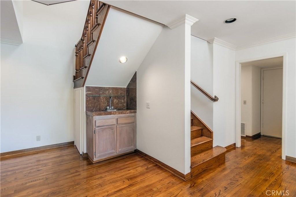 12235 Shady Hollow Ln - Photo 3 of 25