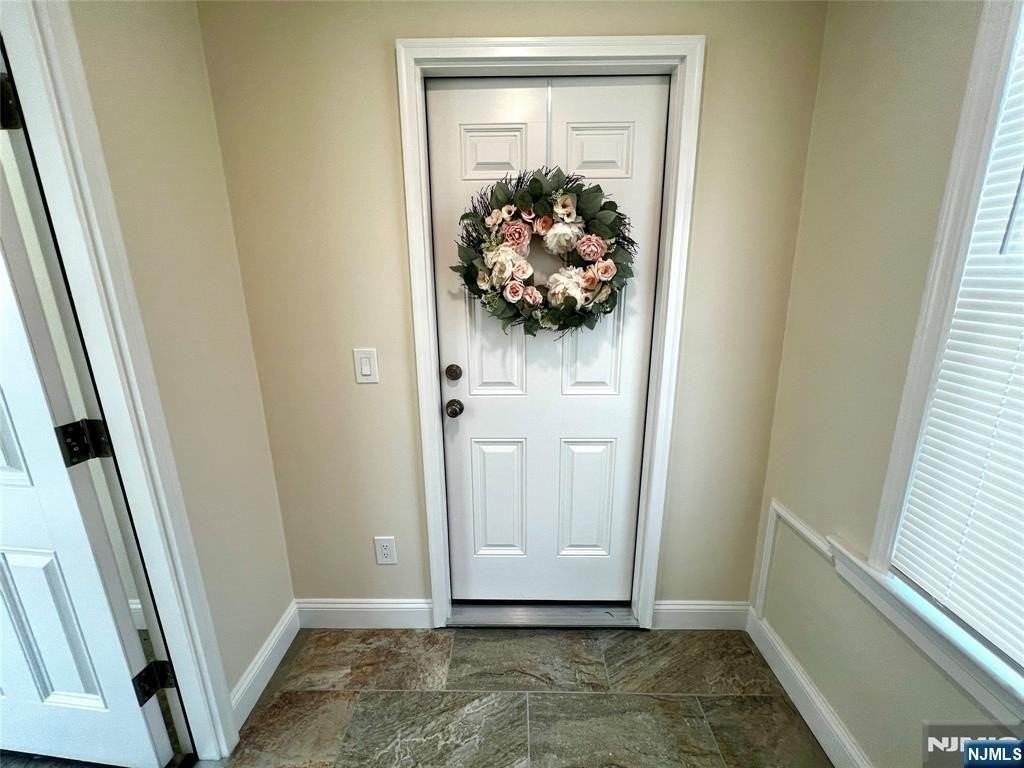 33 Water Street - Photo 3 of 15