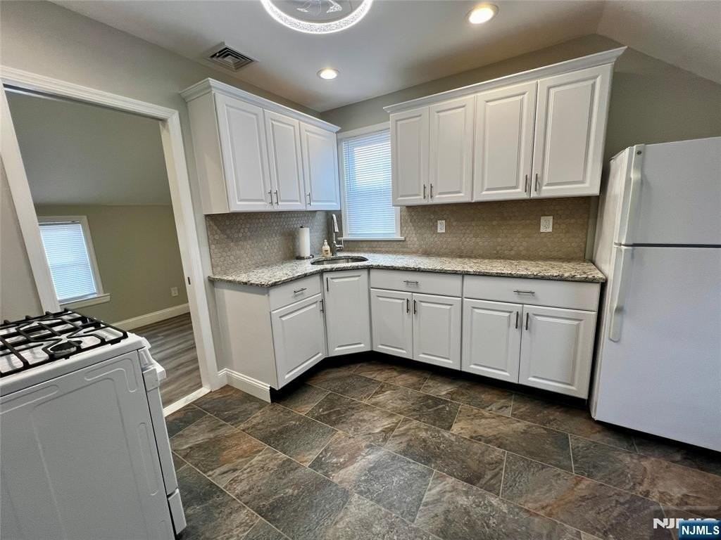 33 Water Street - Photo 4 of 15