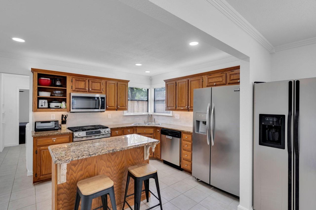 N 1st St - Photo 2 of 9