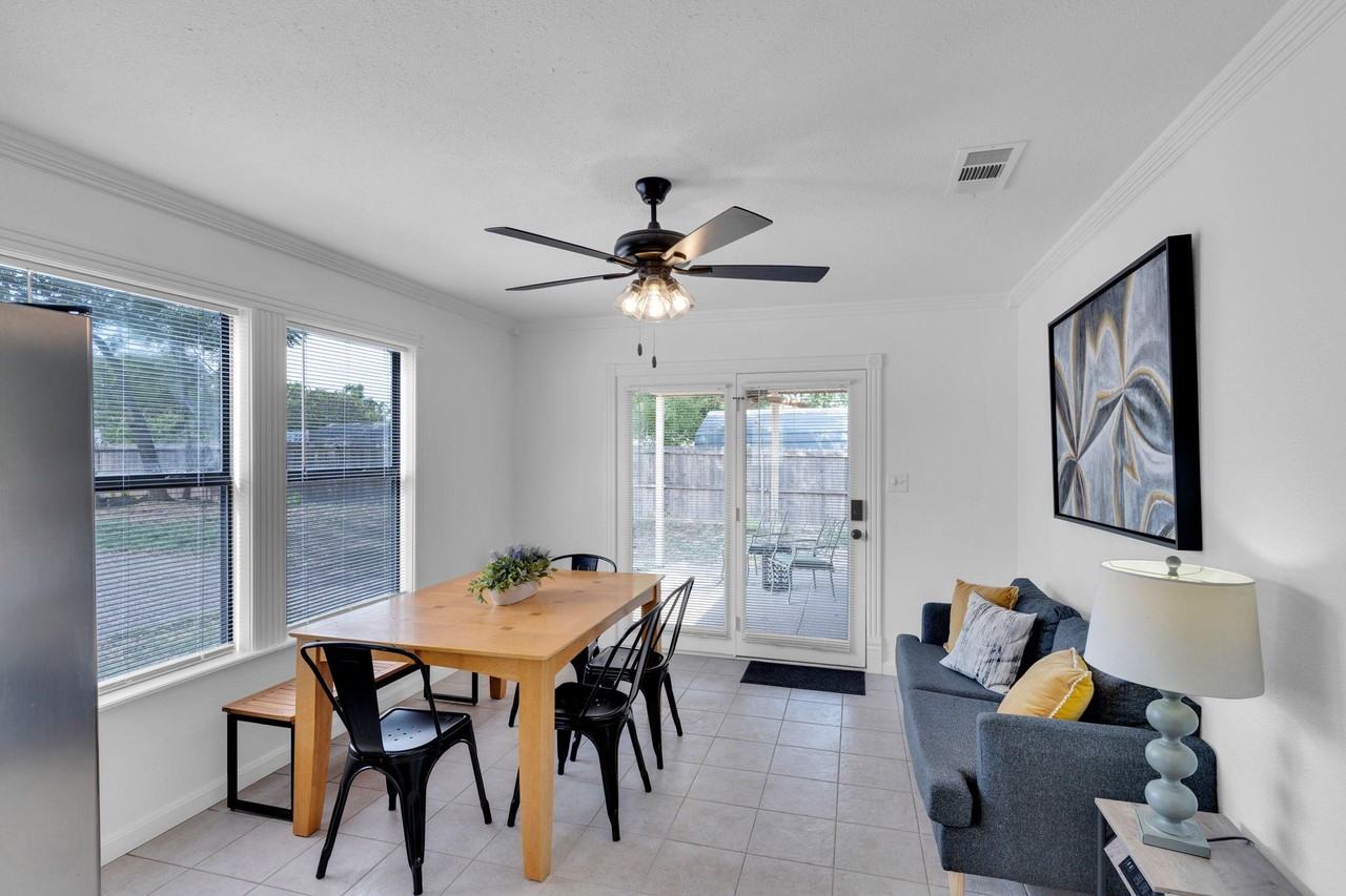 N 1st St - Photo 3 of 9