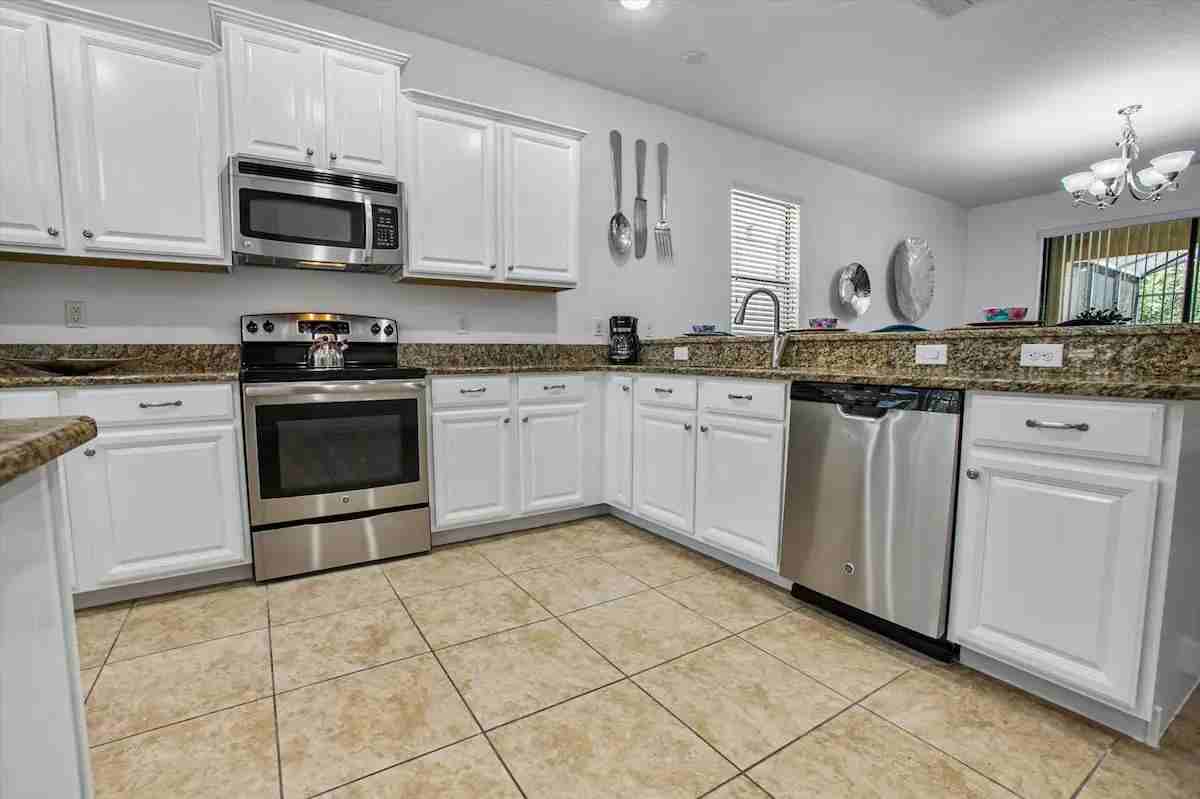 Moon Valley Dr - Photo 2 of 14