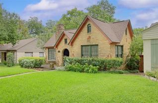 7010 Vivian Ave - Photo 1 of 1