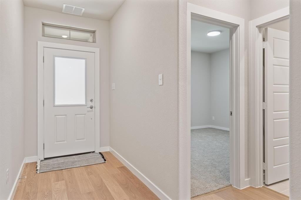 2010 Sandpiper Way - Photo 5 of 40