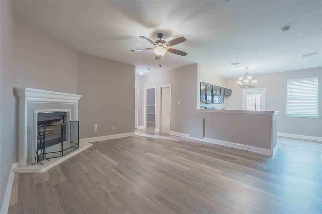 6317 Bay Lake Dr - Photo 2 of 6