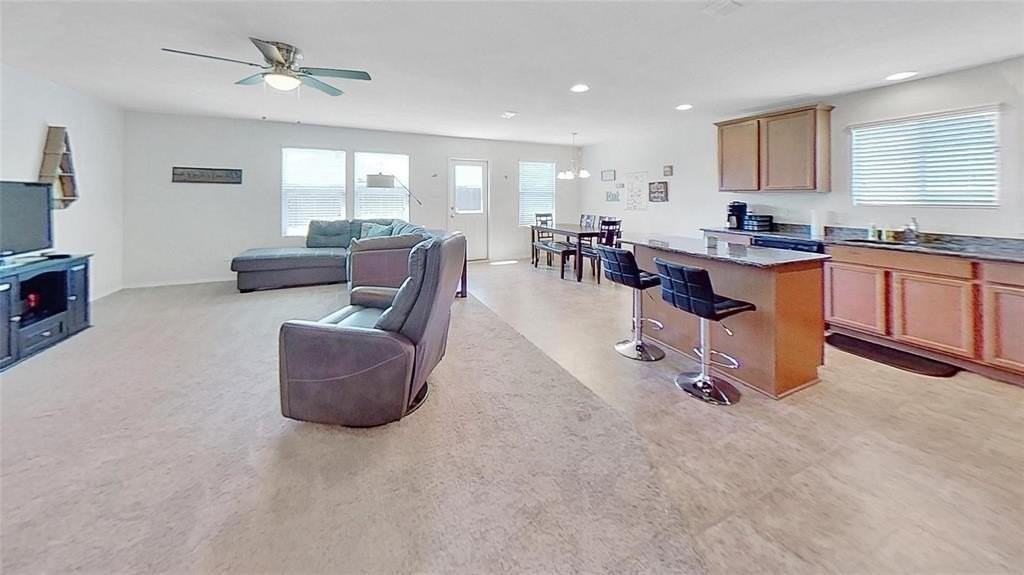 3108 Layla Creek Dr - Photo 3 of 15