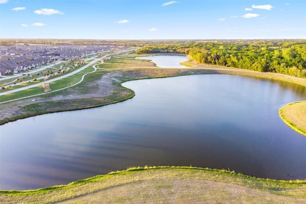 400 Somerville Dr - Photo 2 of 28