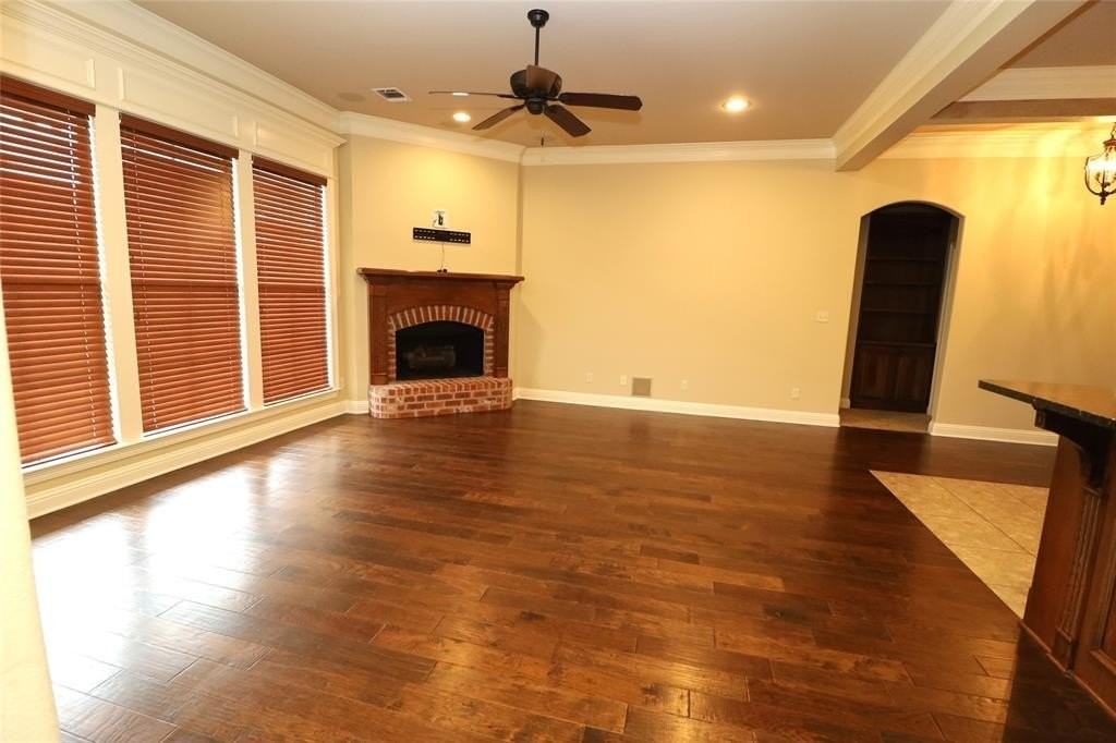 765 Dumaine Dr - Photo 7 of 20