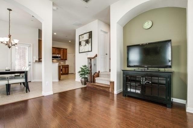 1931 Lantana Ln - Photo 5 of 24