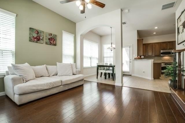 1931 Lantana Ln - Photo 6 of 24