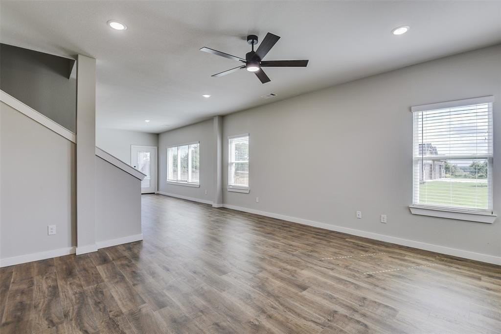 4042 Clovis Road - Photo 3 of 22