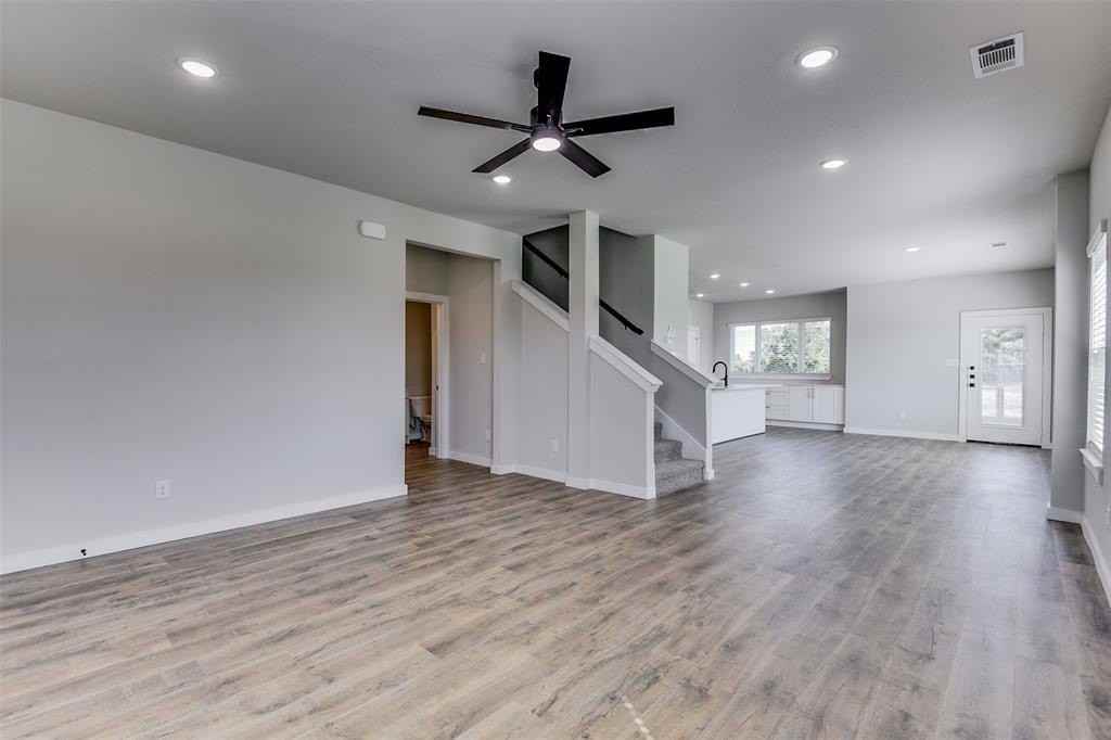 4042 Clovis Road - Photo 4 of 22