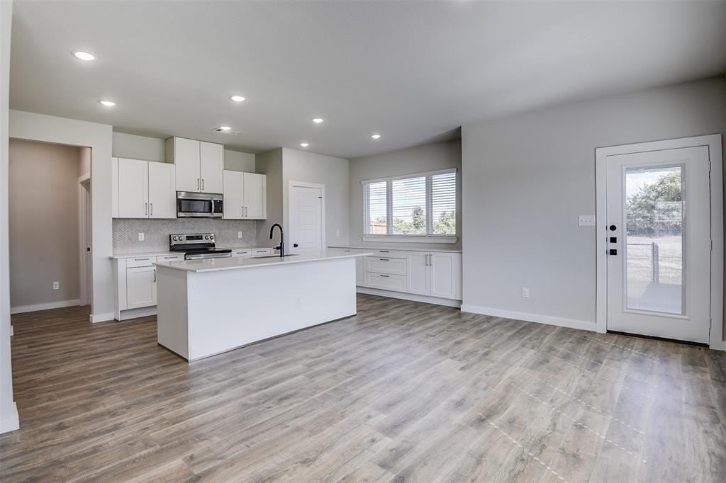 4042 Clovis Road - Photo 6 of 22